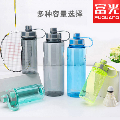購入 人性化されたデザイン 1500ml 水瓶 大容量 プラスチック 携帯空間 超大容量 1.5 リッター 水瓶 ハンドル付き 多機能使用 オンライン製造