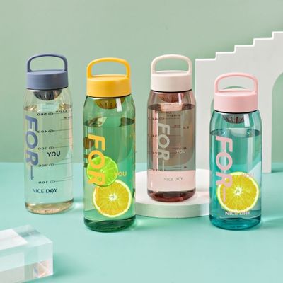 50オンス 700ml 水瓶 プラスチック 花茶 パーソナライズされた プラスチック 水瓶 散装 印刷 ロゴ スポーツ オフィス 家