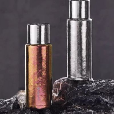 超軽量 ポータブル 750ml 絶縁型チタン水瓶 抗酸化 双壁型チタン水瓶 シルバーブルーと銅で入手可能