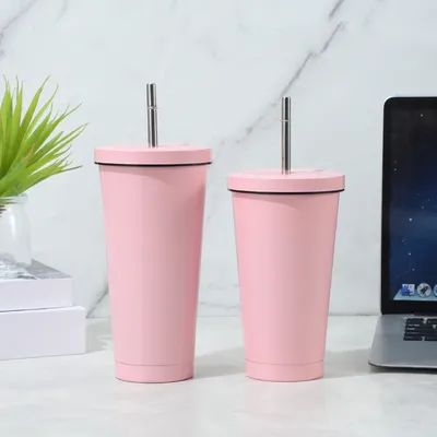 25オンス 温かい冷たい飲み物用のダブルウォール旅行カップ ステンレス鋼 防水蓋の金属ストロー付き隔熱コーヒーカップ