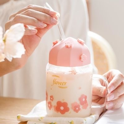 ストロー付き高見え桜グラスカップ シリコン蓋付き 可愛いフラワーガール 飲用カップ